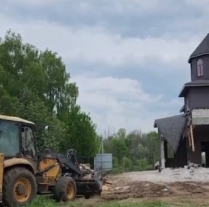 Rusija porušila Satanov tempelj v bližini Moskve