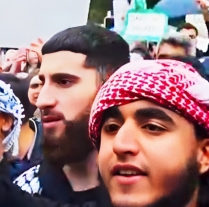 Islamists chant “pack your bags, leave our lands” in Sydney, Australia today. photo